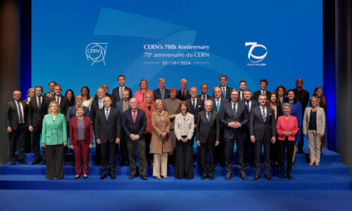 Family picture taken on the occasion of CERN's 70th anniversary (image: CERN)